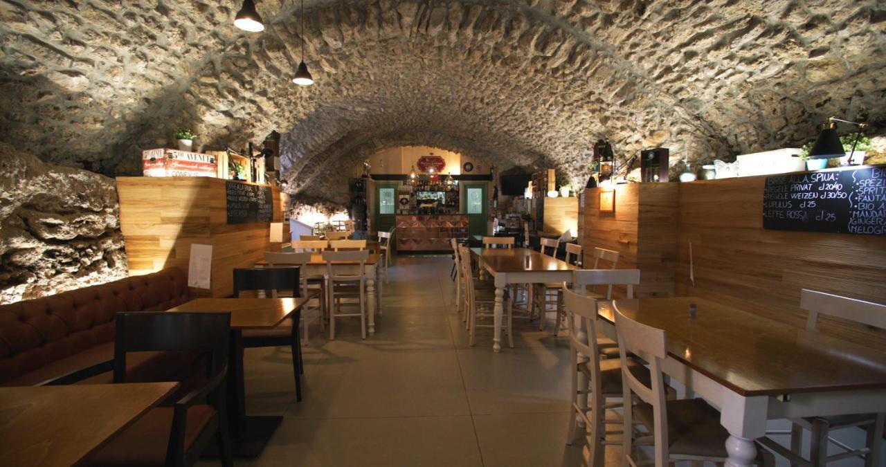 Palazzo Badiale History&Rooms Atella Εξωτερικό φωτογραφία